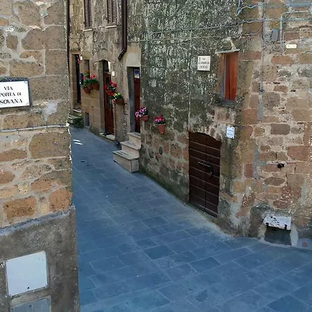 La Loggia Del Capitano - Rione Capisotto Pitigliano